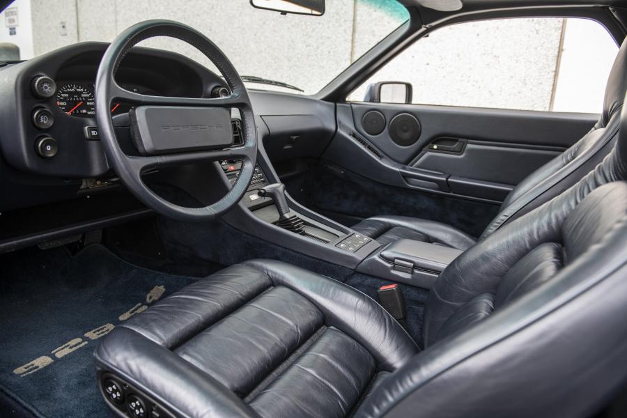 Интерьер Porsche 928 S4 1988 года  (фото 36 из 70)